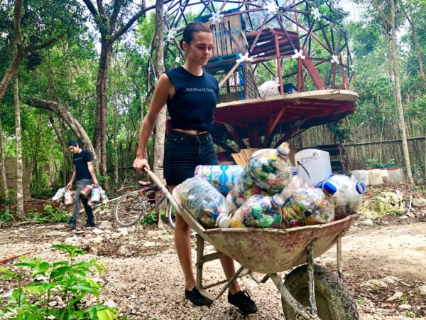 Primera construcción en Tulum hecha con plástico del mar